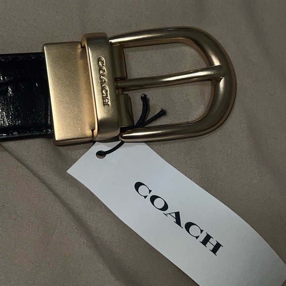 Accessories - BRAND NEW COACH BELT